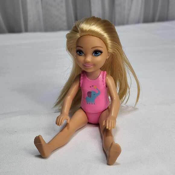 2021 Chelsea Doll Only - Barbie and Chelsea The Lost Birthday GTM82 - Picture 2 of 8